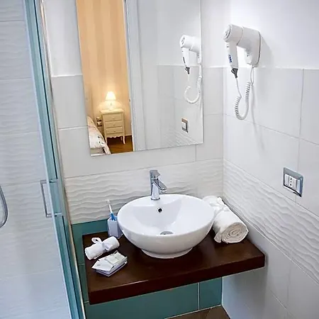 Bed & Breakfast La Perla - Chic 3*
