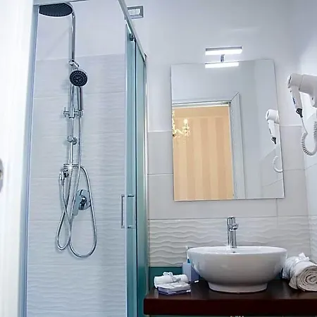 La Perla - Chic Bed & Breakfast 3*